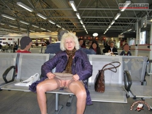 Accidental Granny Upskirts - Swedish granny flashing cunt at the airport Blonde pics, Bottomless pics,  Mature flashing pics, Public flashing pics, Upskirt pics | Pantiesless.com