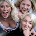 Cute wife pantieless on a sunbed shot by stranger