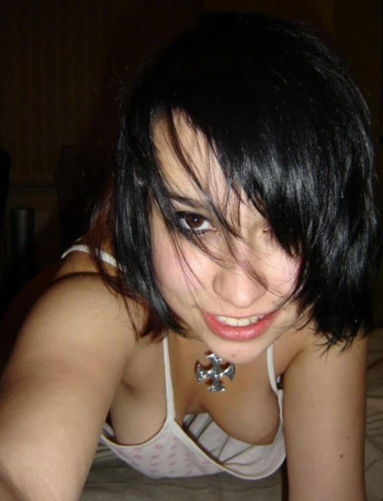 a young poppet with naked tits Babes pics, Boobs flash pics, College girls  pics, Nip slip pics, Side boob pics | Pantiesless.com